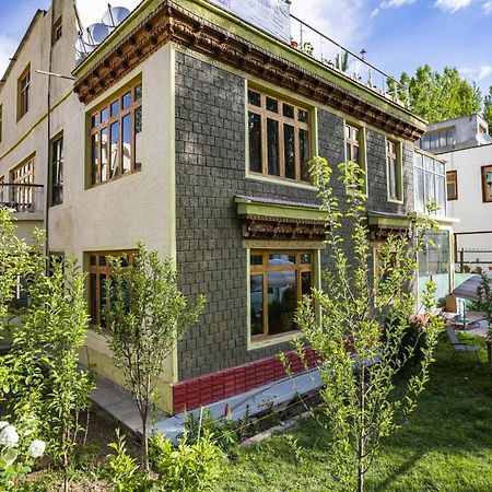 Rainbow Holiday Home Leh Bagian luar foto